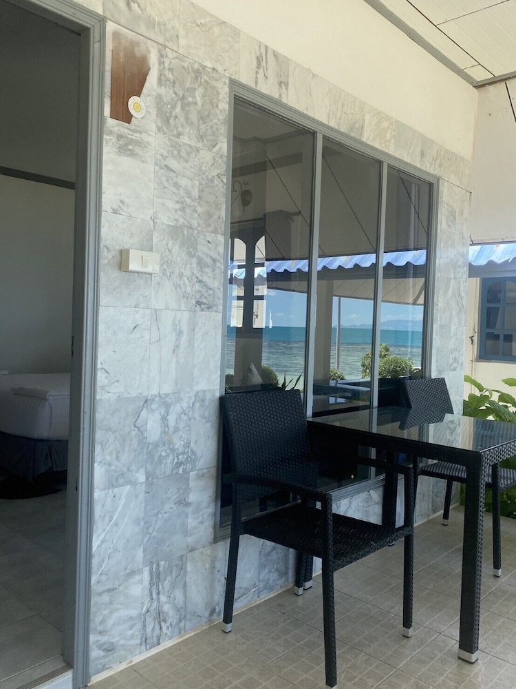 Sunset Beach Villas 40/50