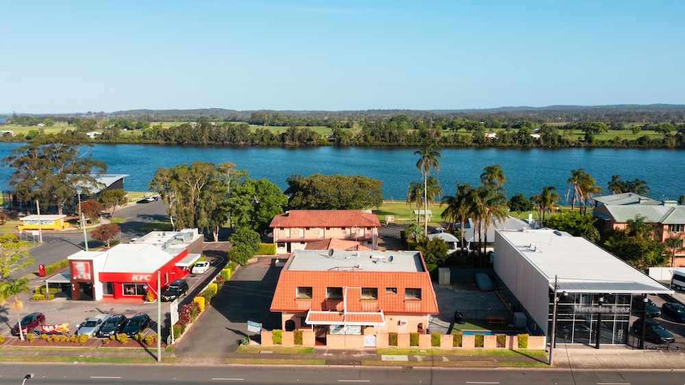 Midlands Motel 4/46