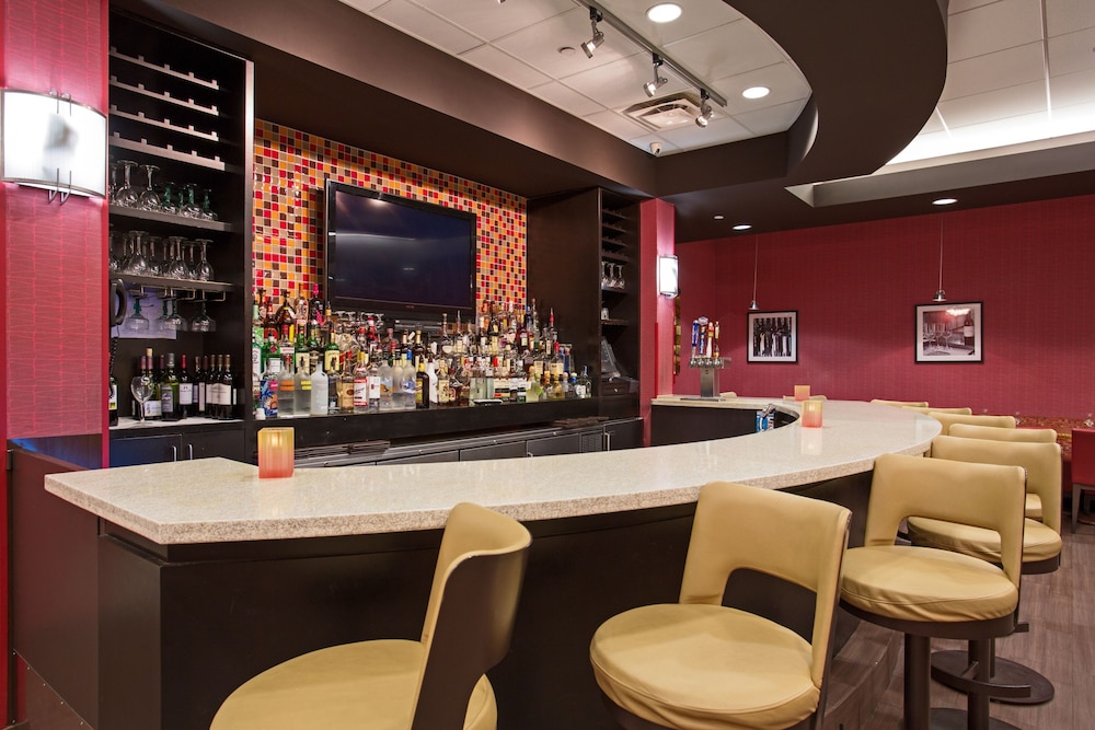 Crowne Plaza Fort Lauderdale Airport Cruise Port 36/61