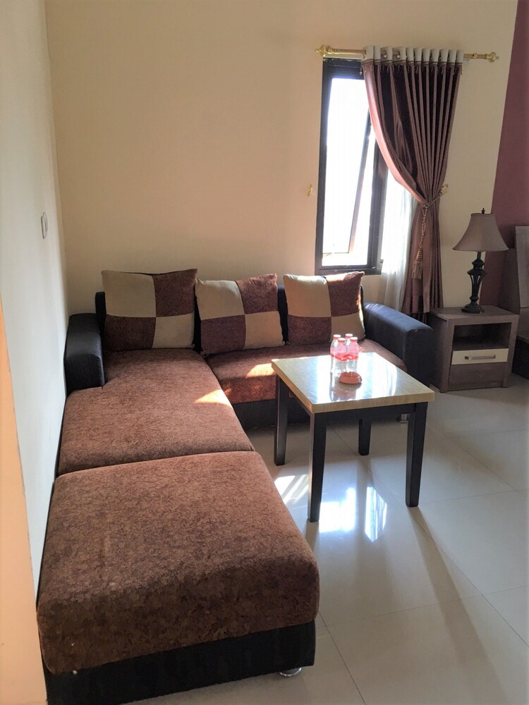 Hotel 68 Lembang 16/27