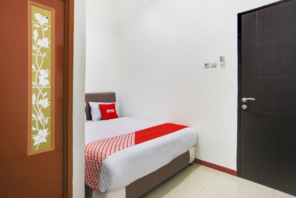 OYO 3456 Citara Jaya Guesthouse 11/26