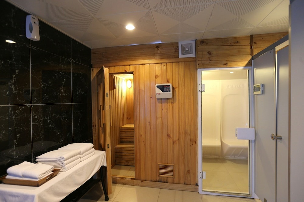 La Casa Hanoi Hotel 22/46