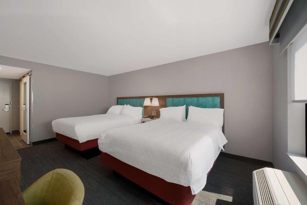 A Victory Hotel and Suites 48/60
