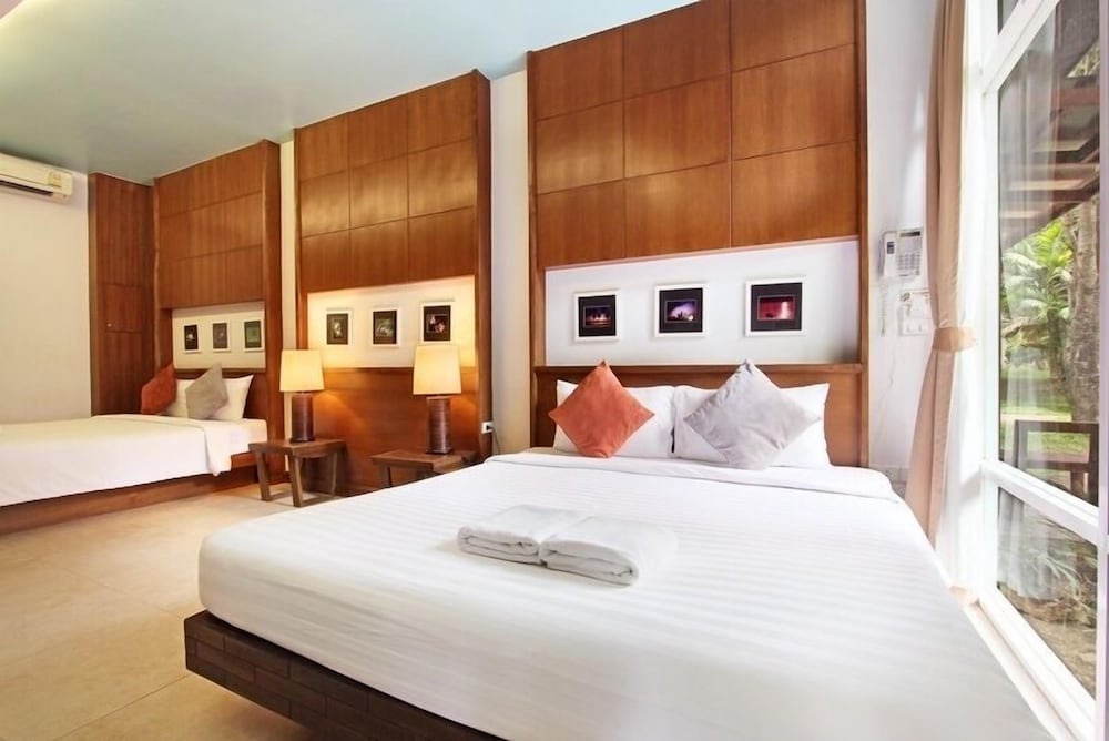 Nana Resort Kaengkrachan 27/65