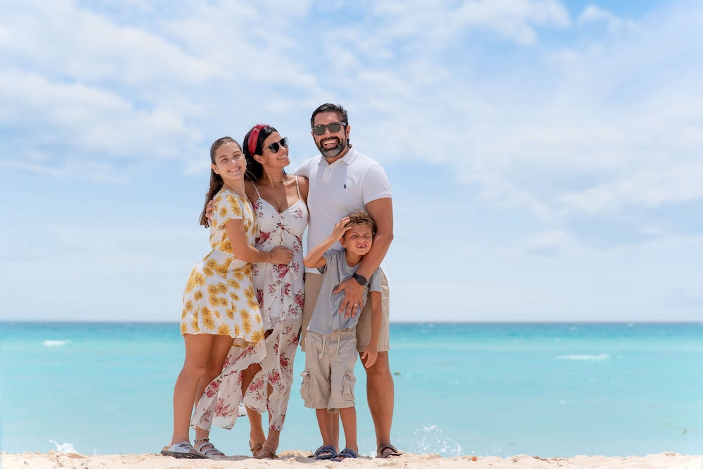 The Reef Playacar Resort and Spa Optional All Inclusive 45/50