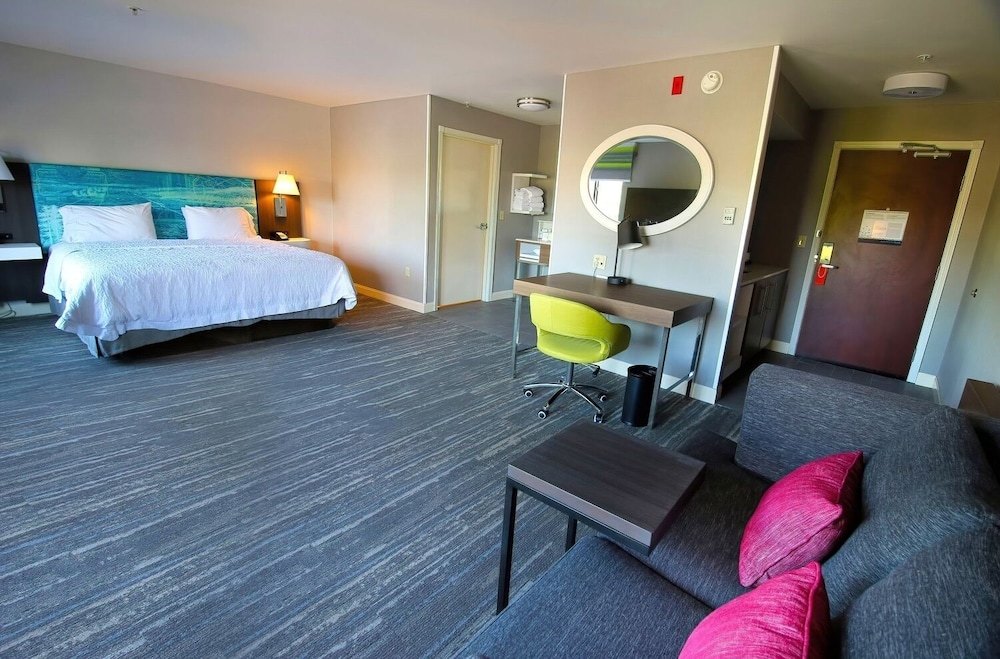Hampton Inn & Suites Tacoma 31/46