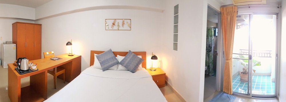 The 20 Apartment 3/40