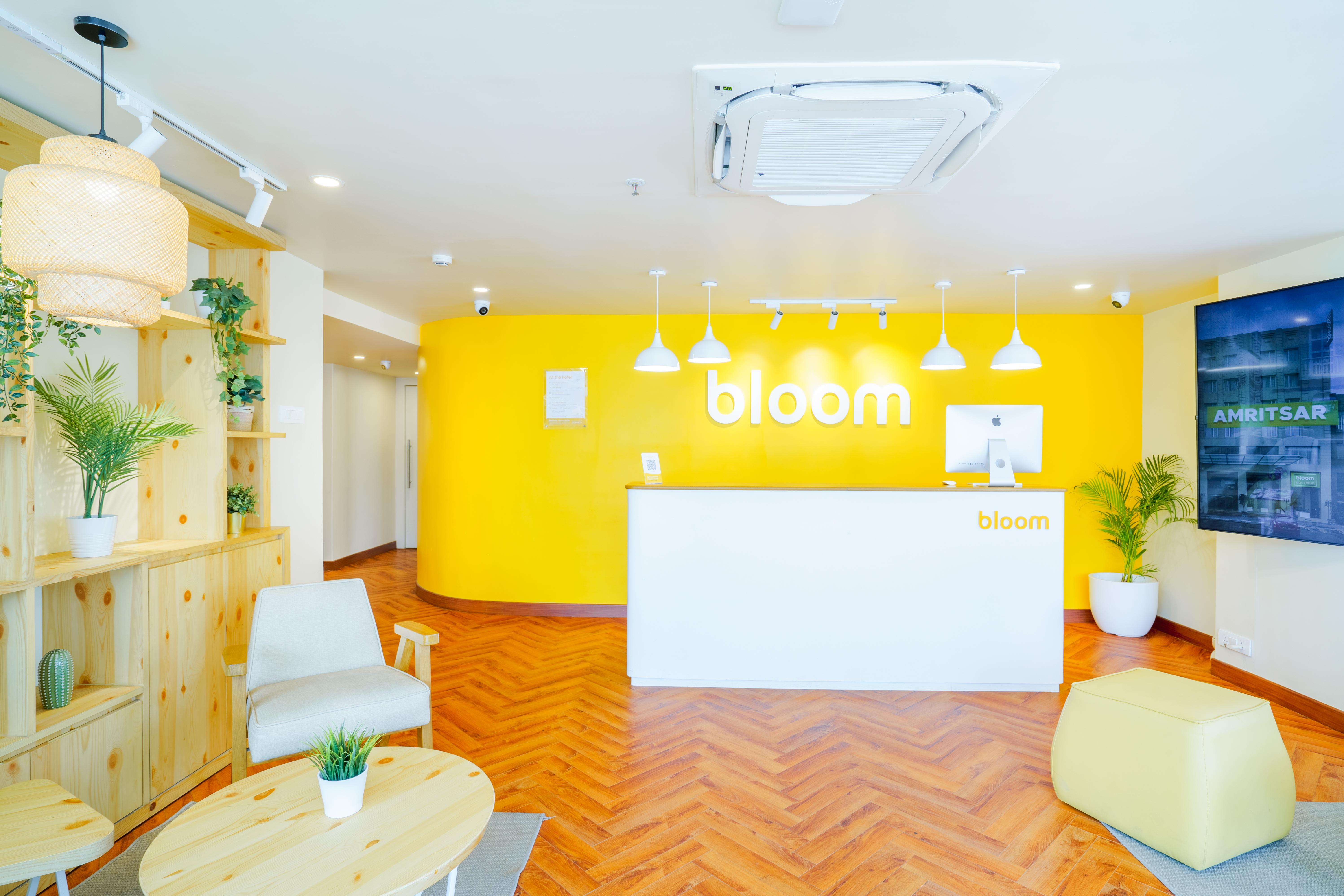 Bloom Hotel - Cyber Towers 4/26
