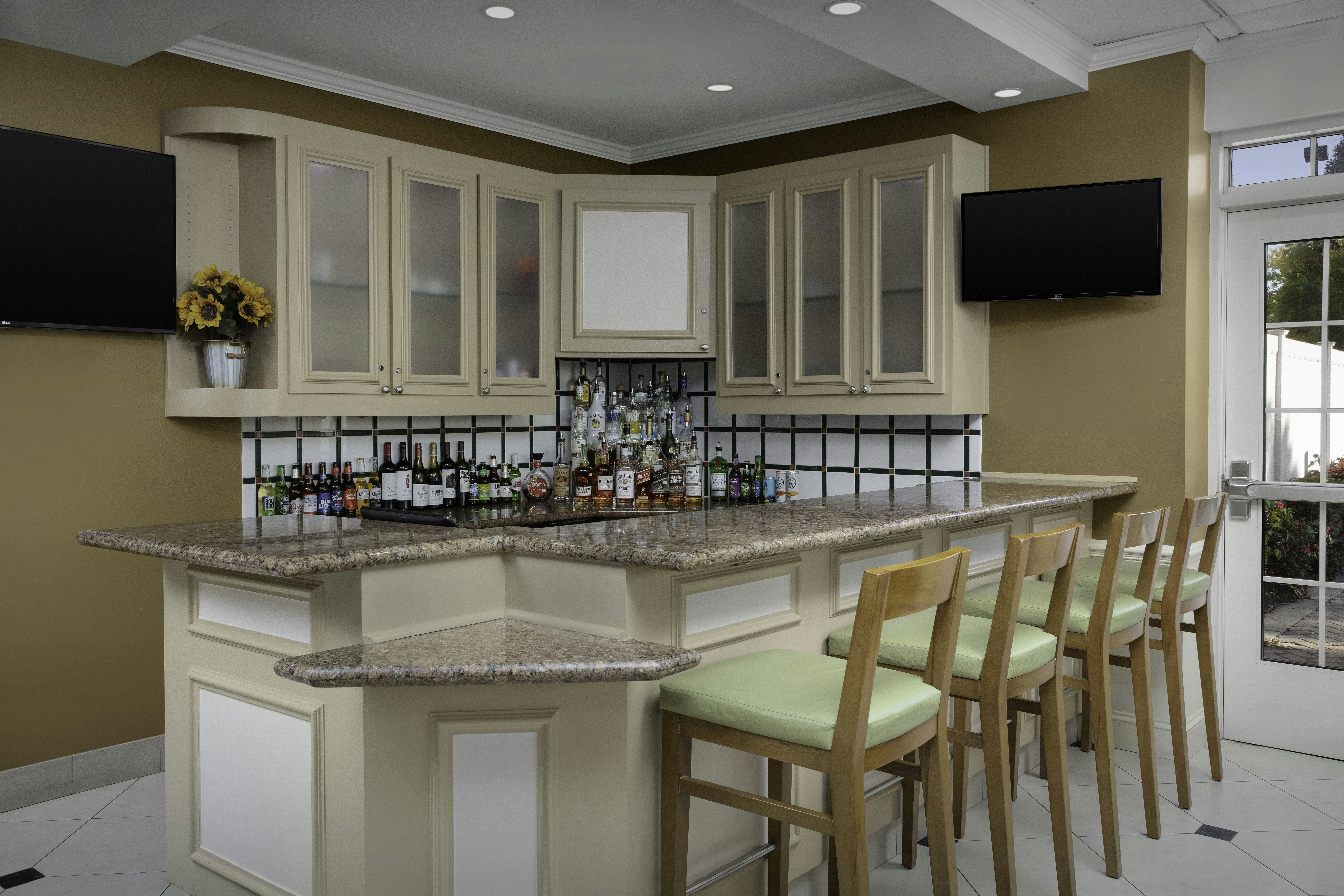 Hilton Garden Inn Fredericksburg 54/56