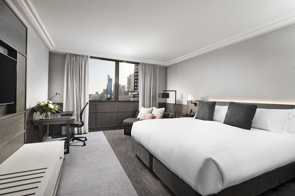 PAN PACIFIC PERTH 26/71