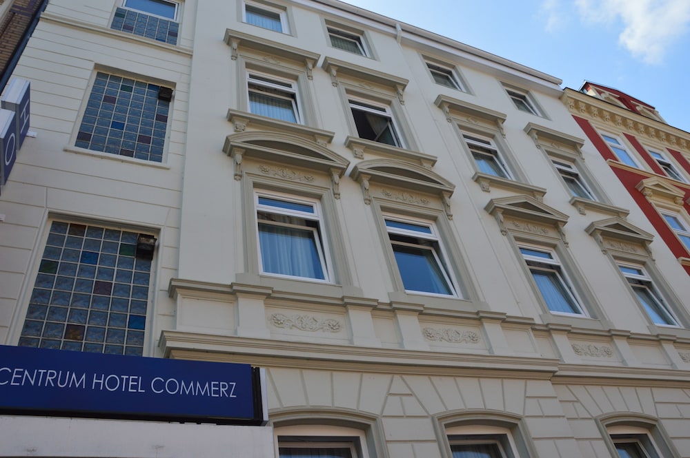 Centrum Hotel Commerz am Bhf Hamburg Altona 4/50