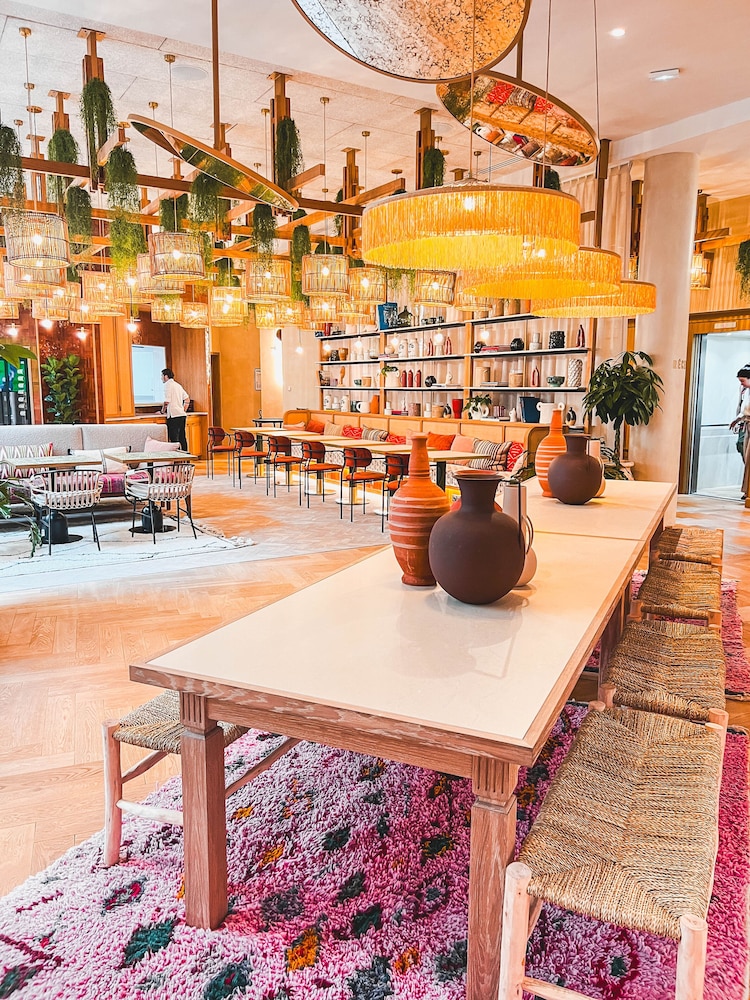 Bloom House Hotel & Spa Paris 44/52