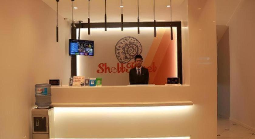 Shell Hebi Qi County Qi River Road Hotel 8/44