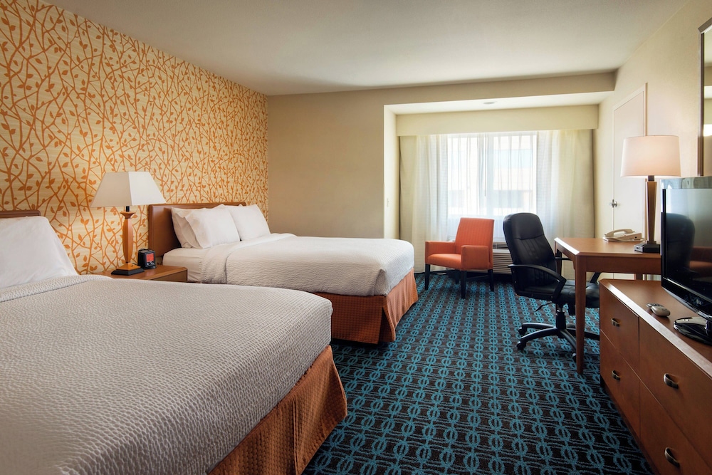 Fairfield Inn Sacramento Cal Expo 17/50