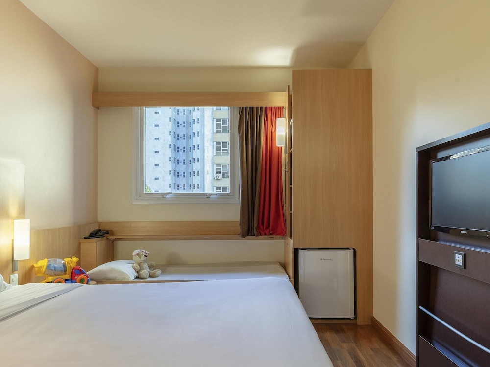 Ibis Belo Horizonte Afonso Pena 33/70