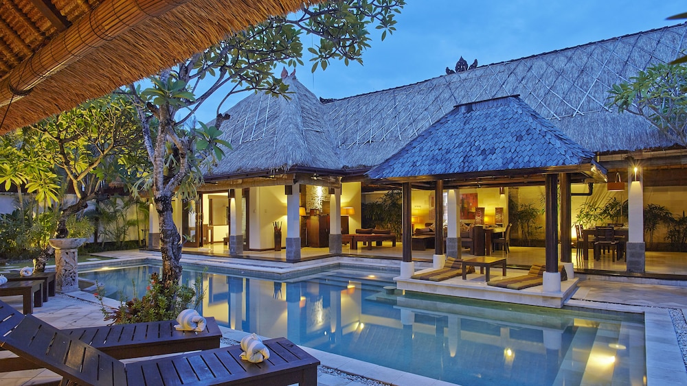 Maya Sayang Pool Villa 30/50