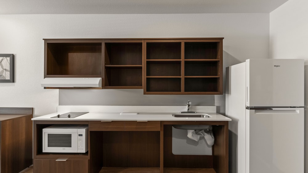 WoodSpring Suites Greeley 26/26