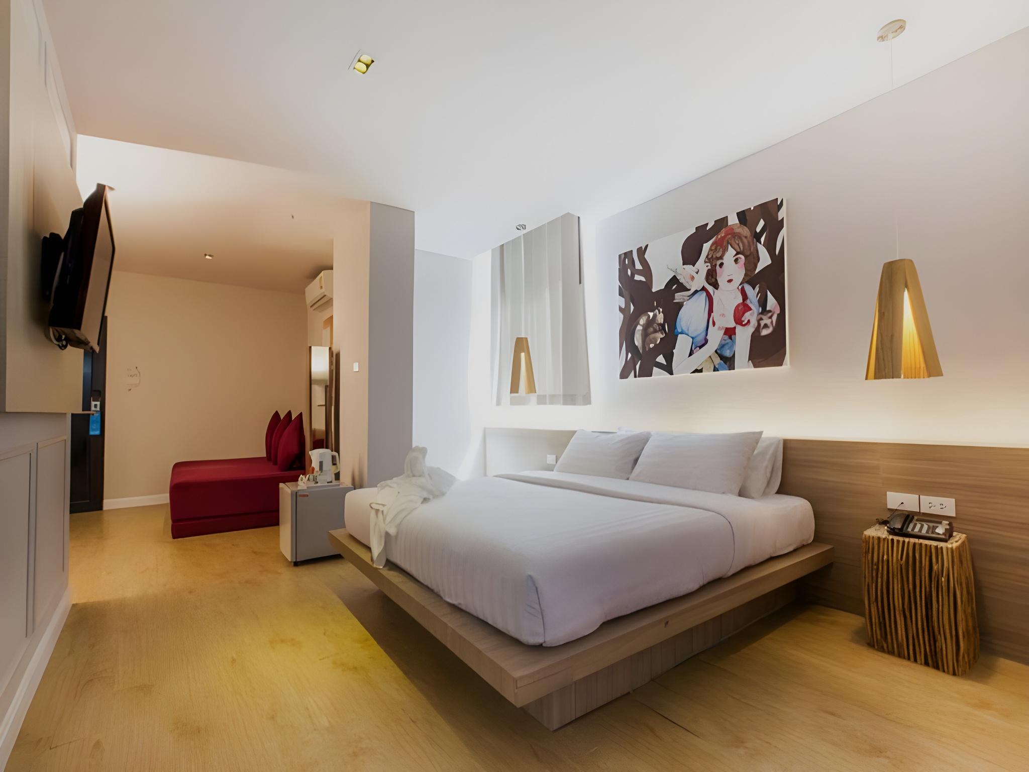 Room, Triple
