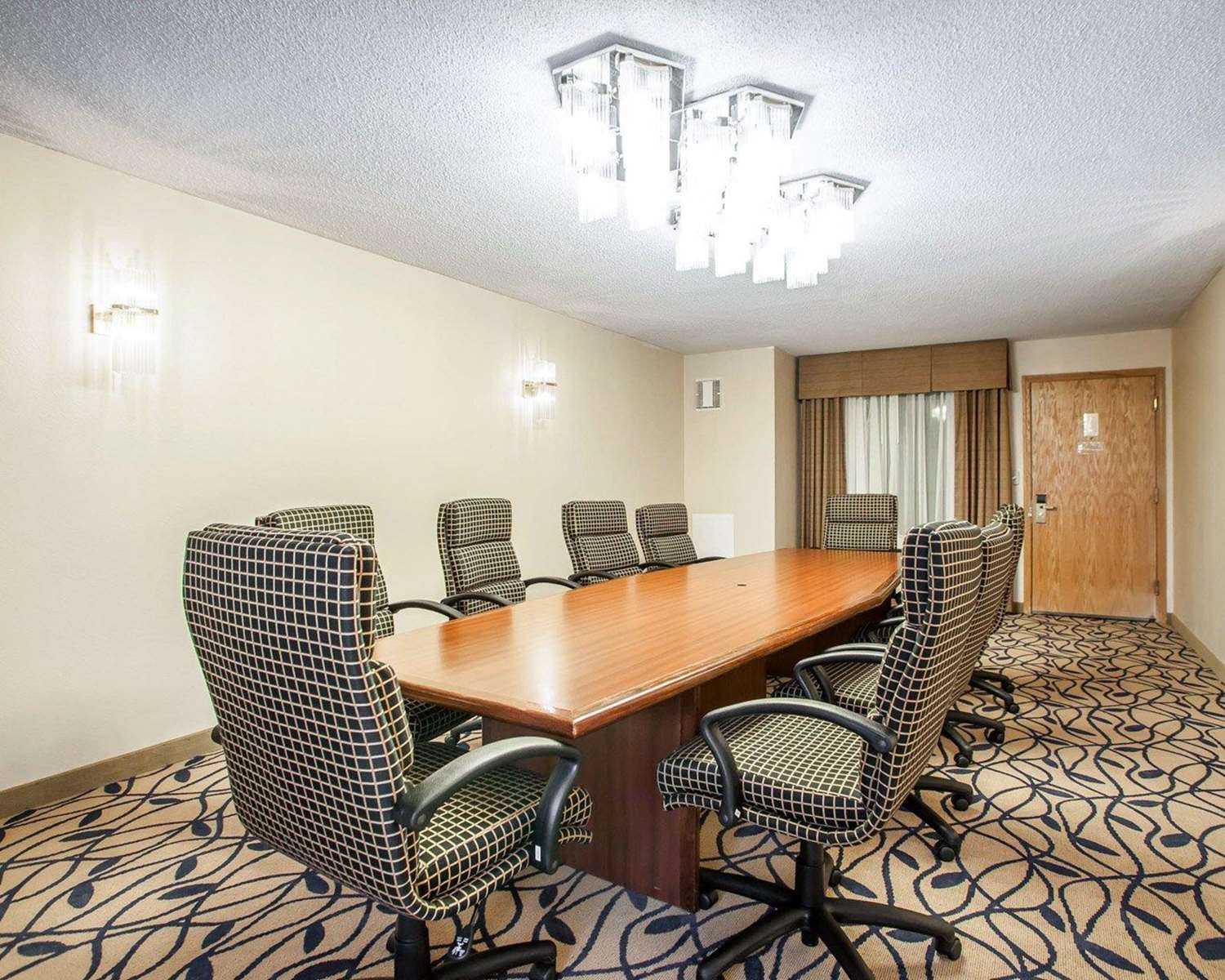 Comfort Inn Bourbonnais Near I-57 32/38