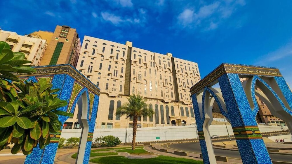 ميركيور جراند أم القرى(Misk Umm Al Qura Hotel) 36/38