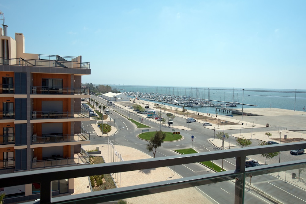 Real Marina Residence 8/39