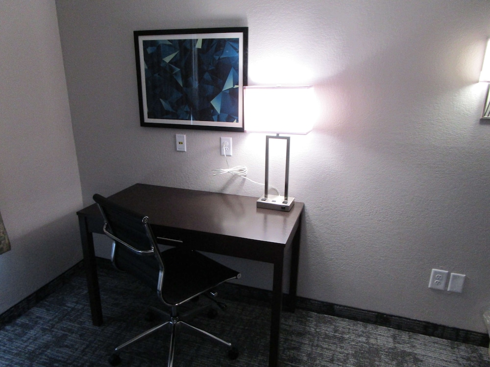 Best Western Watertown Inn Suites 34/42