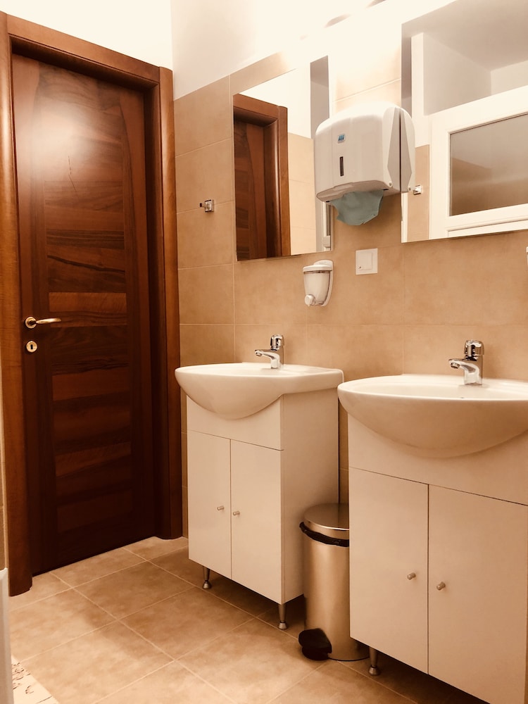 Monte Carlo Palace Rooms 56/58