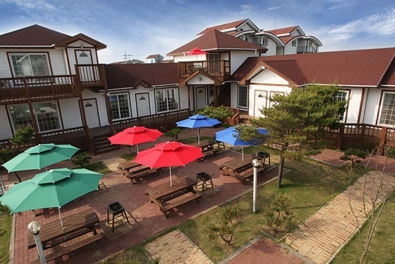 Taean Sinduri Making Memories Pension 40/41
