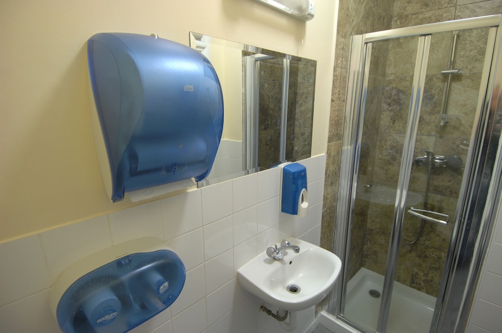 The Londonears Hostel 14/16