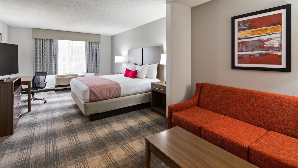 Best Western Plus Philadelphia-Choctaw Hotel and Suites 8/27