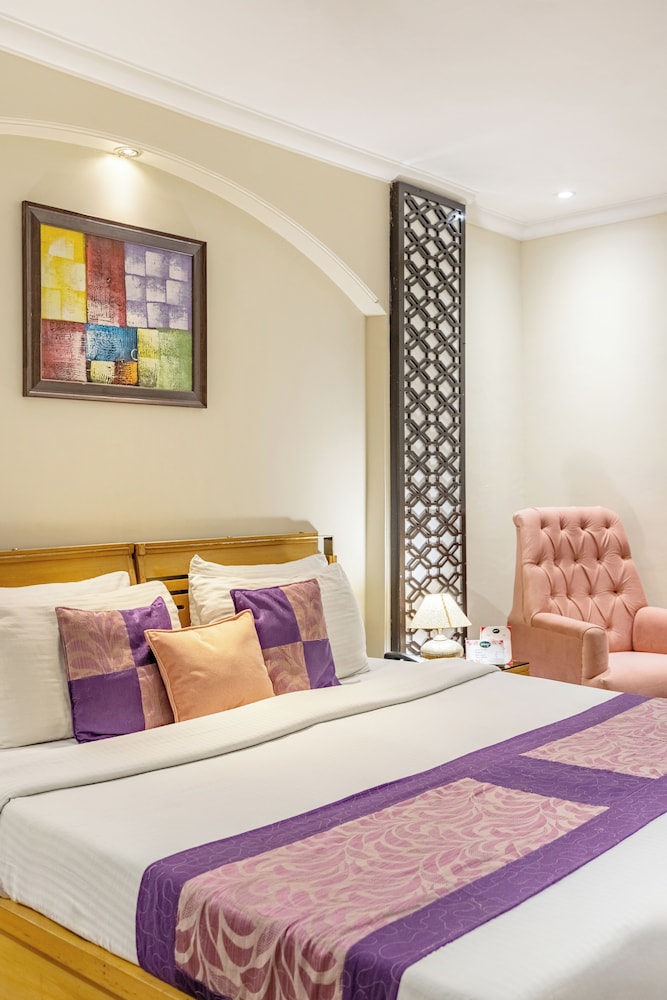 Hotel Emperor Palms 34/63
