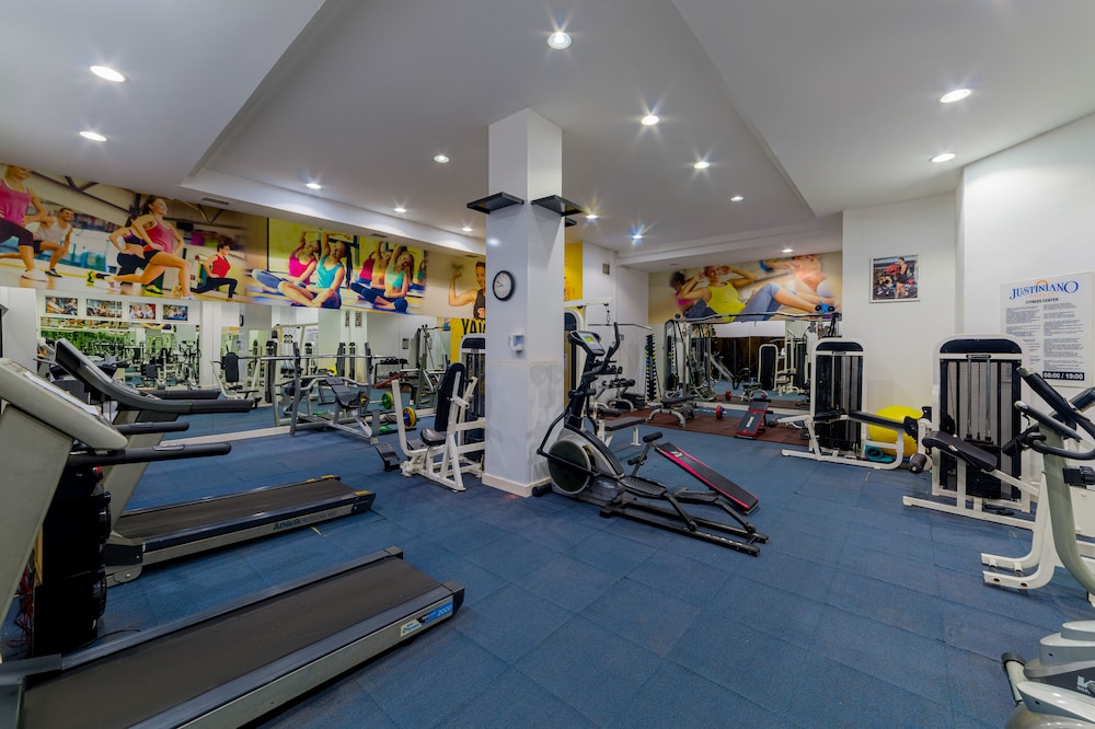 Justiniano Park Conti 26/50