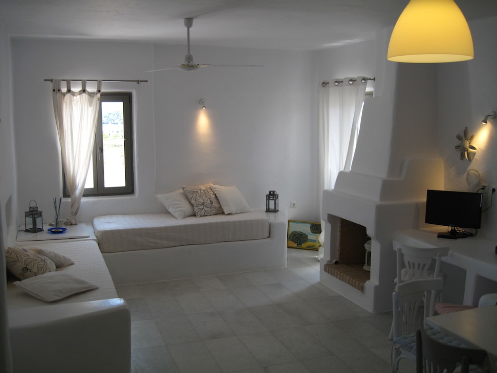 AERAKIVILLAS 11/21
