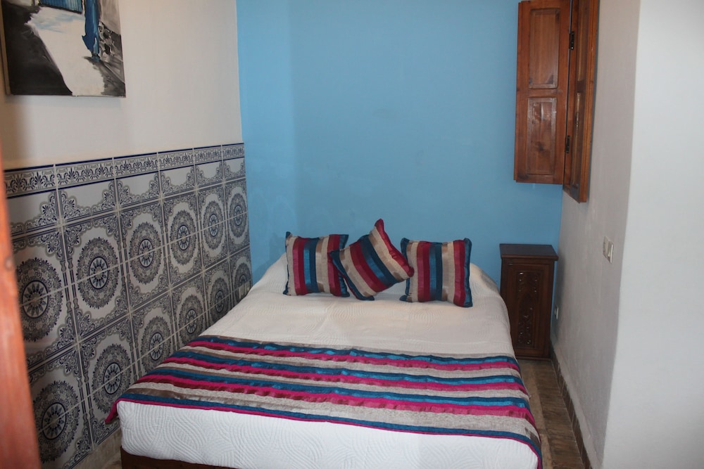 Riad Amra 13/34