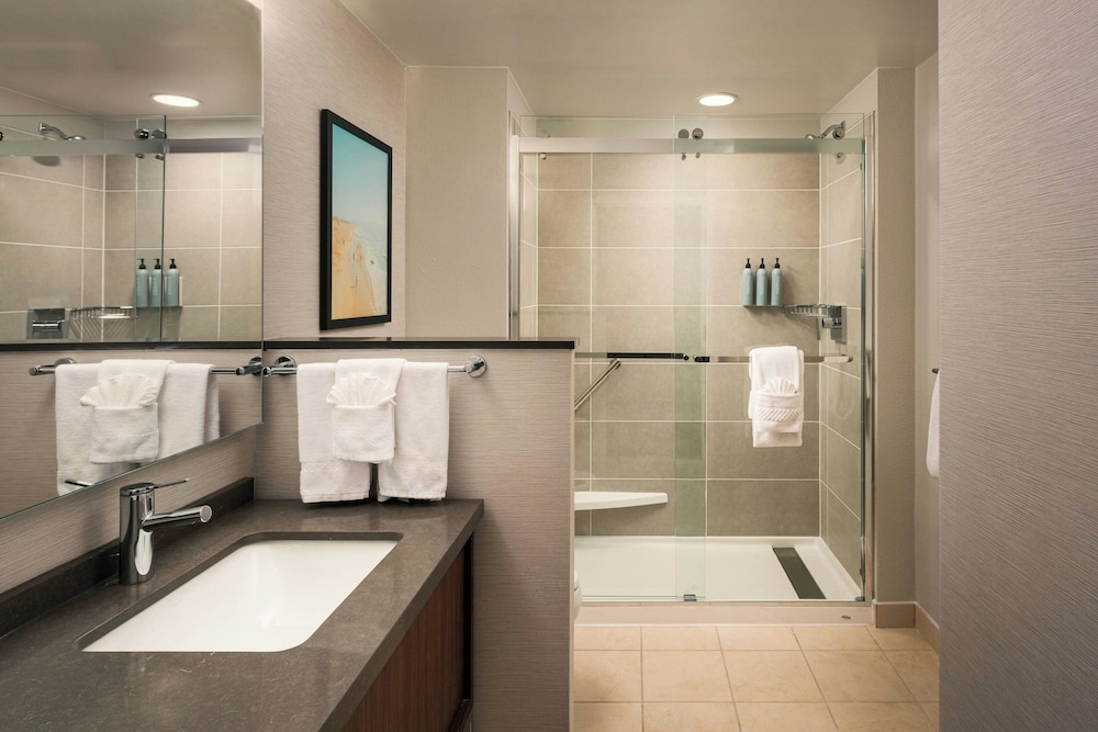Courtyard by Marriott St. Petersburg Downtown 61/64