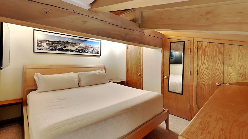 Loft, Studio, King Bed, Sofa