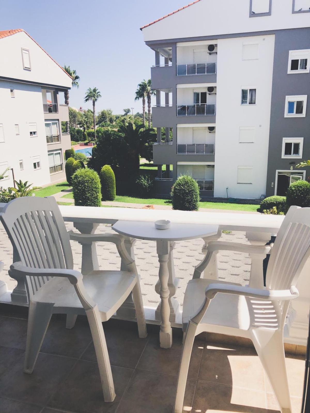 Connys Boutique Hotel - Adults Only 64/66