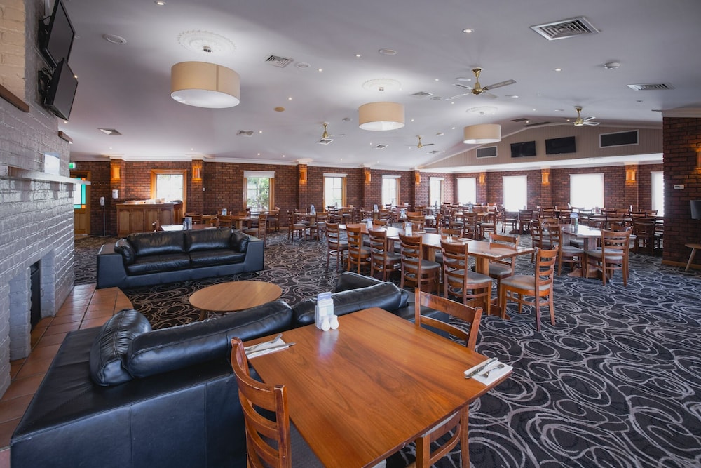 Country Club Villas 55/69
