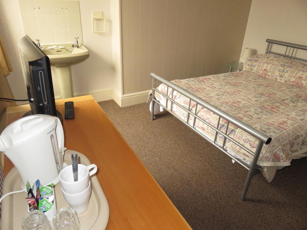 Glencoe Hotel 42/46