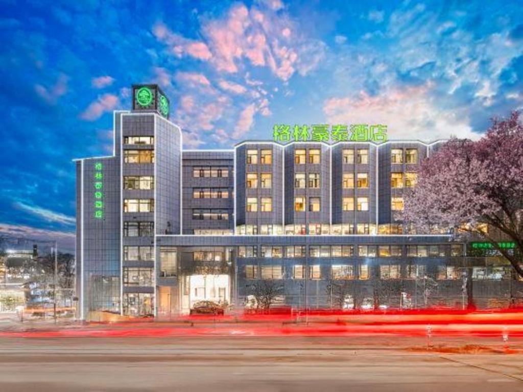 GreenTree Inn Geermu Walking Street Business Hotel 8/51