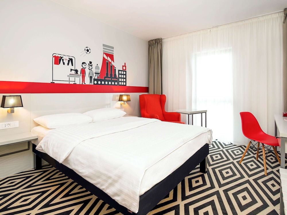 Standard, Twin Beds