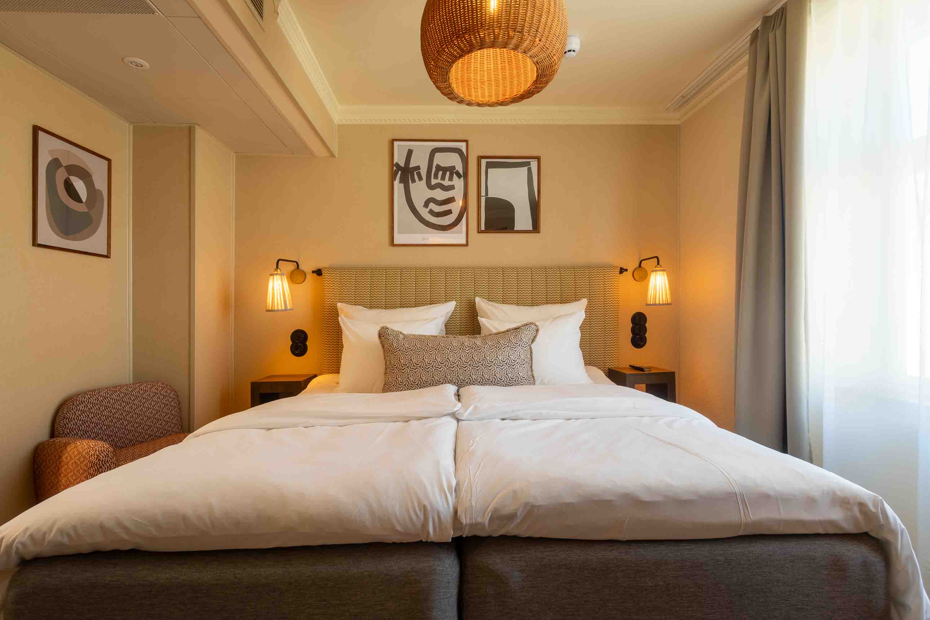 Room, King Bed