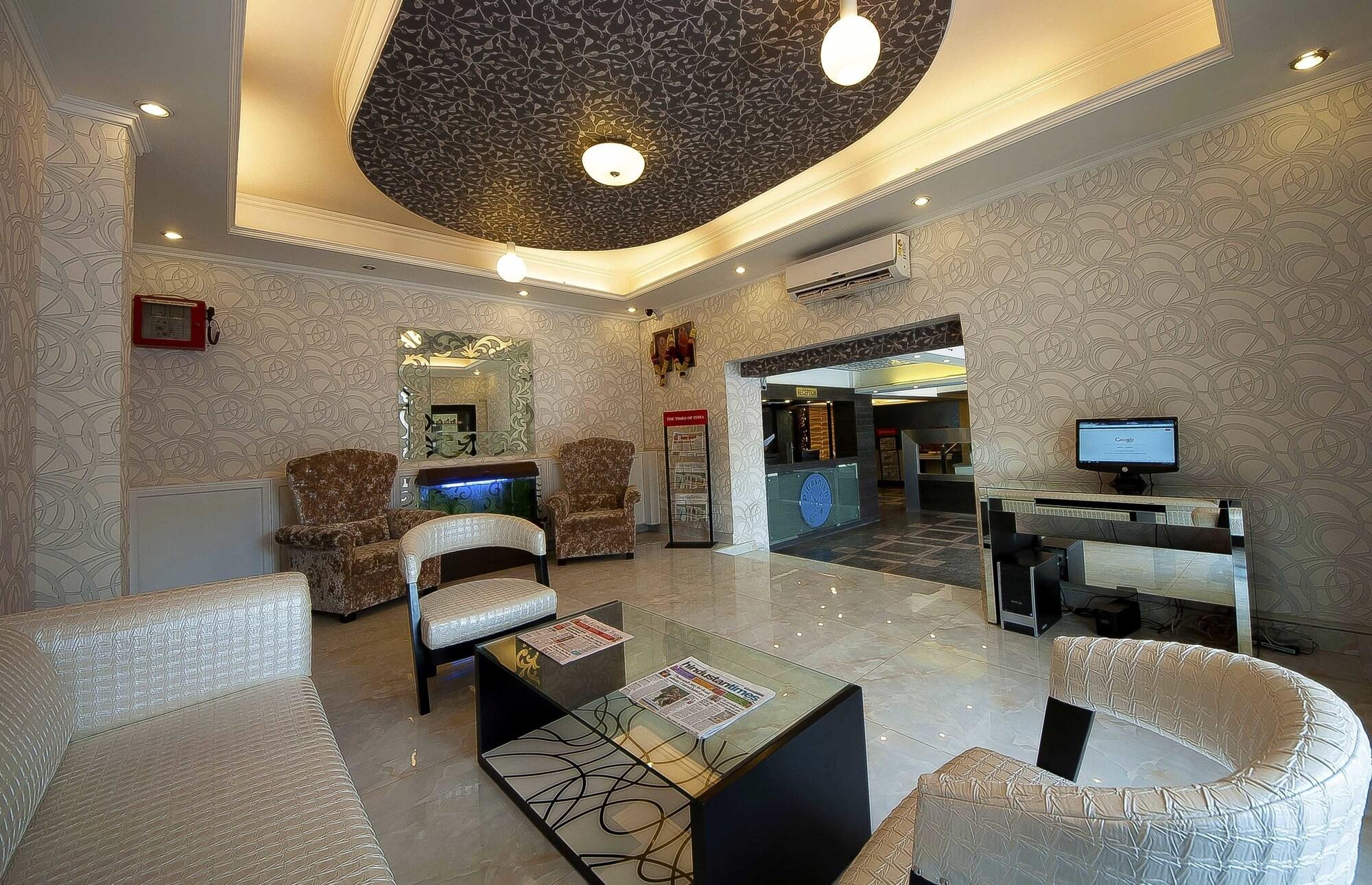 Hotel Pitrashish Premium 31/42