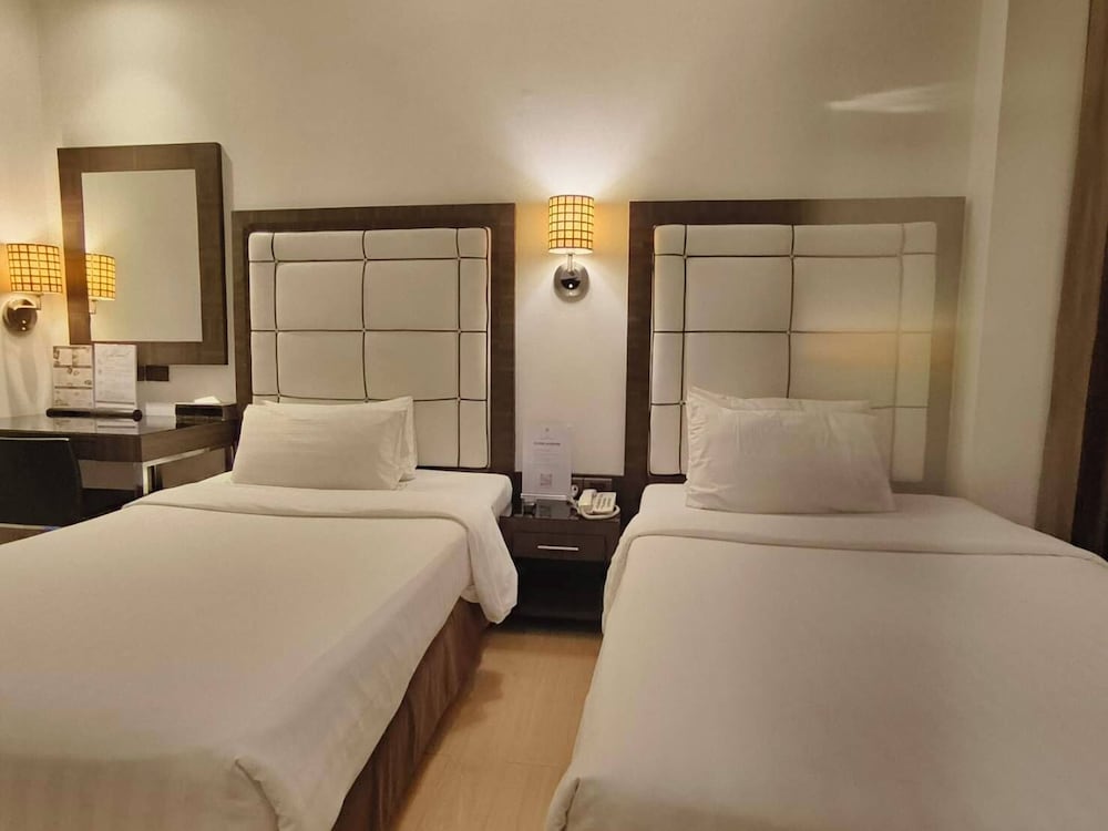 S Sukhumvit Suites Hotel 22/57