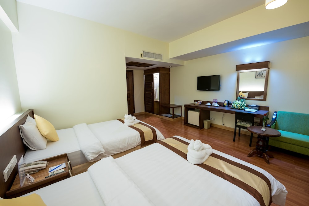 Ohana Phnom Penh Palace Hotel 17/56