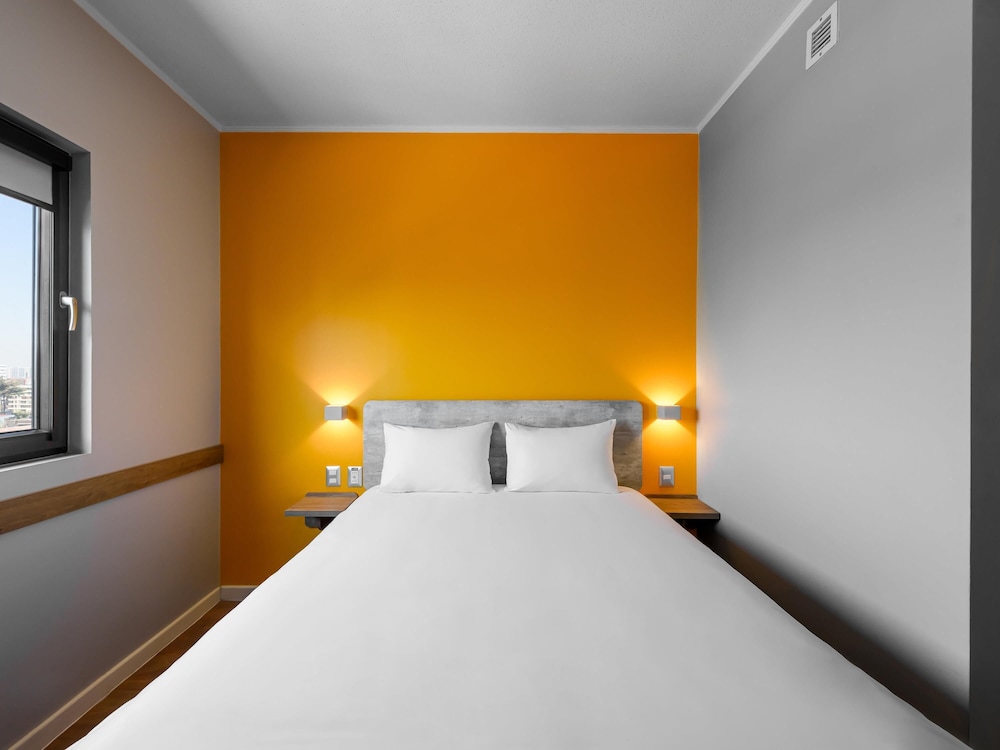 SUPERIOR, DOUBLE BED