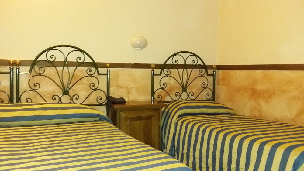 Hotel Monica 14/43