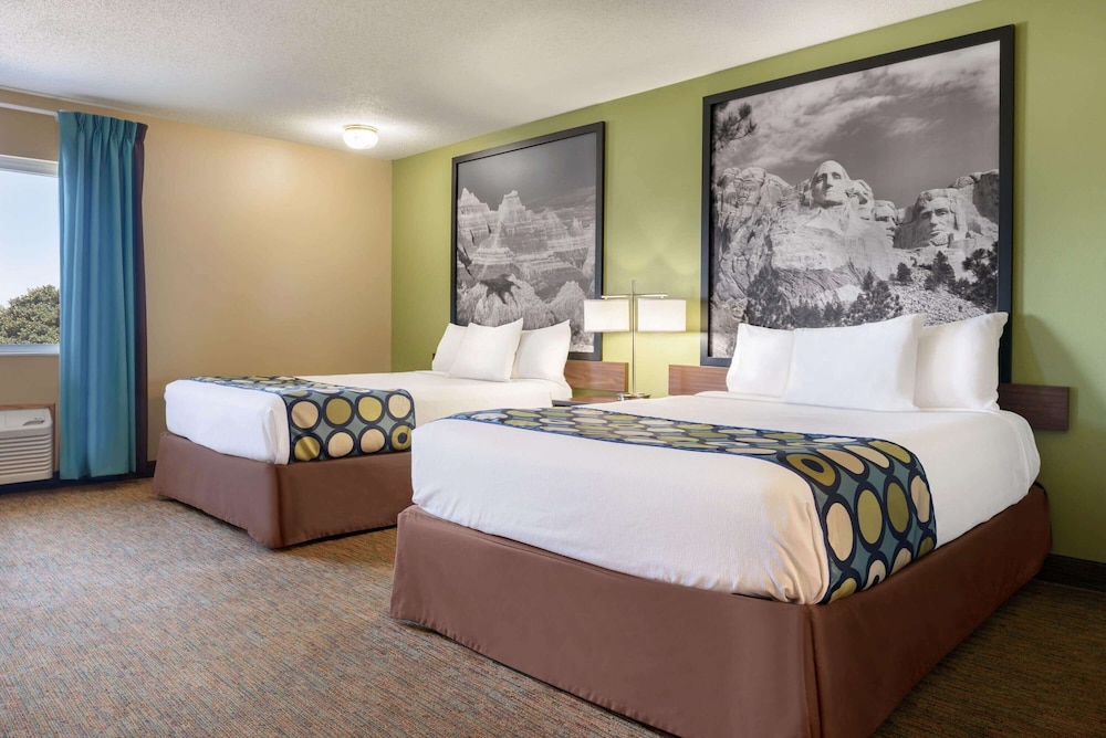 Super 8 by Wyndham Sioux Falls 5/34