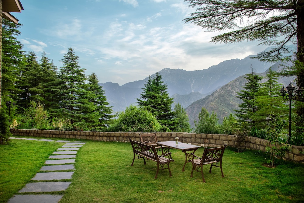 Hotel Eagles Nest 29/41