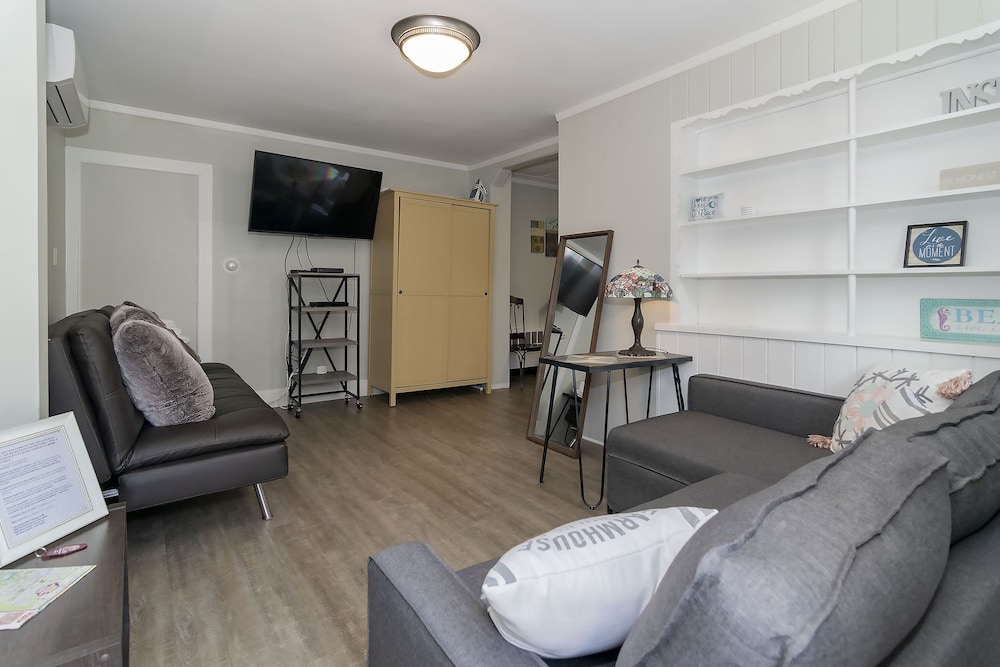 The Inn at Ocean Grove 26/50